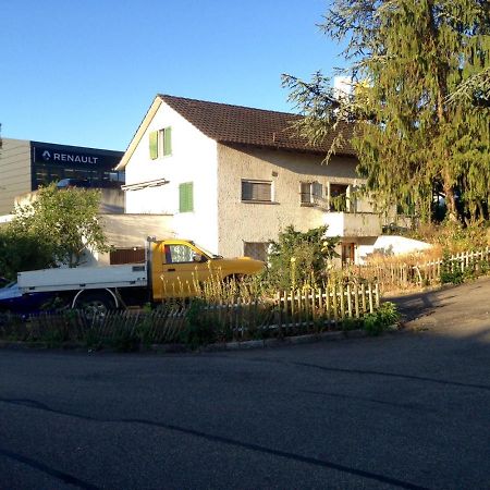 Baselhostel Fullinsdorf Εξωτερικό φωτογραφία