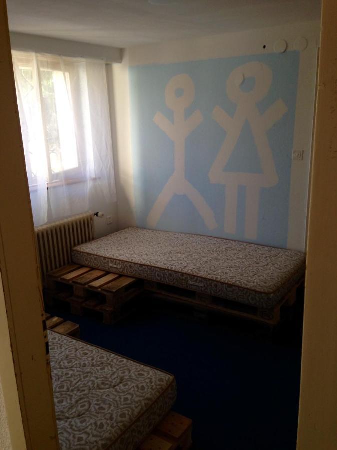 Baselhostel Fullinsdorf Εξωτερικό φωτογραφία
